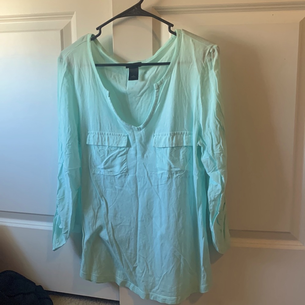 Ann Taylor mint green blouse